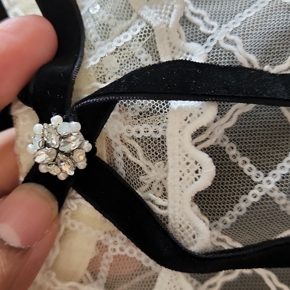 Nwt - Ivory Dress in M - Picture 3 of 7